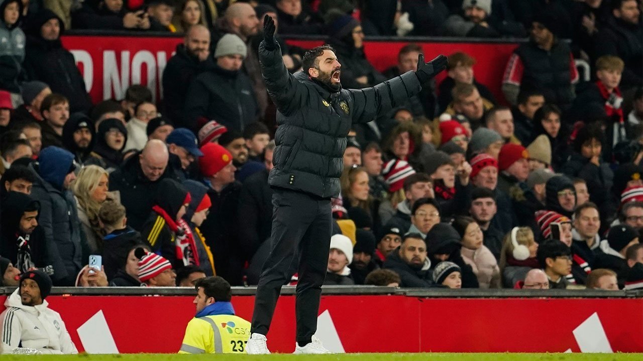 Ini Dia Pemain Man United Pertama yang Buka Suara Soal Pemecatan Ruben Amorim: Bukan Fernandes Atau Mainoo Ini Dia Pemain Man United Pertama yang Buka Suara Soal Pemecatan Ruben Amorim: Bukan Fernandes Atau Mainoo