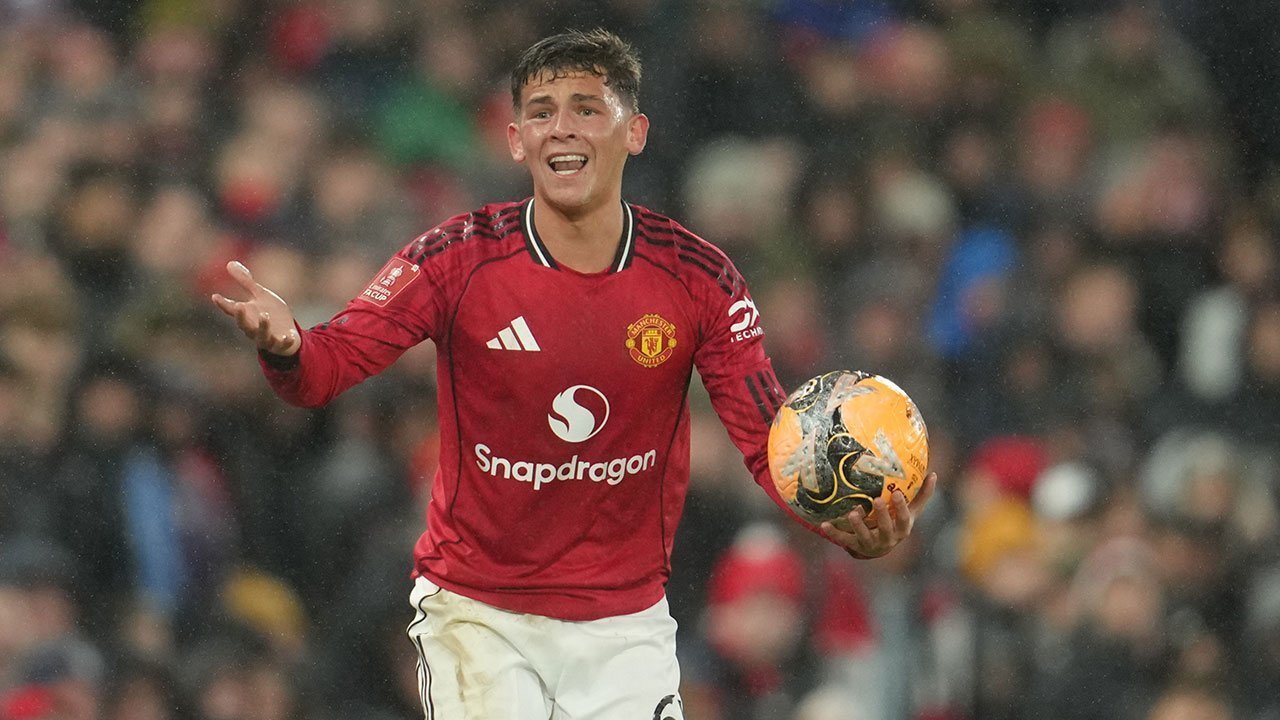 Shea Lacey Sudah Debut, Kini Didorong Jadi Andalan di Tim Utama Man United