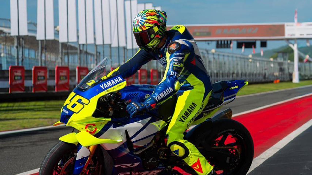 Pujian Valentino Rossi untuk Sirkuit Mandalika: Banyak Tikungan Kanannya, Menyenangkan Banget! Pujian Valentino Rossi untuk Sirkuit Mandalika: Banyak Tikungan Kanannya, Menyenangkan Banget!