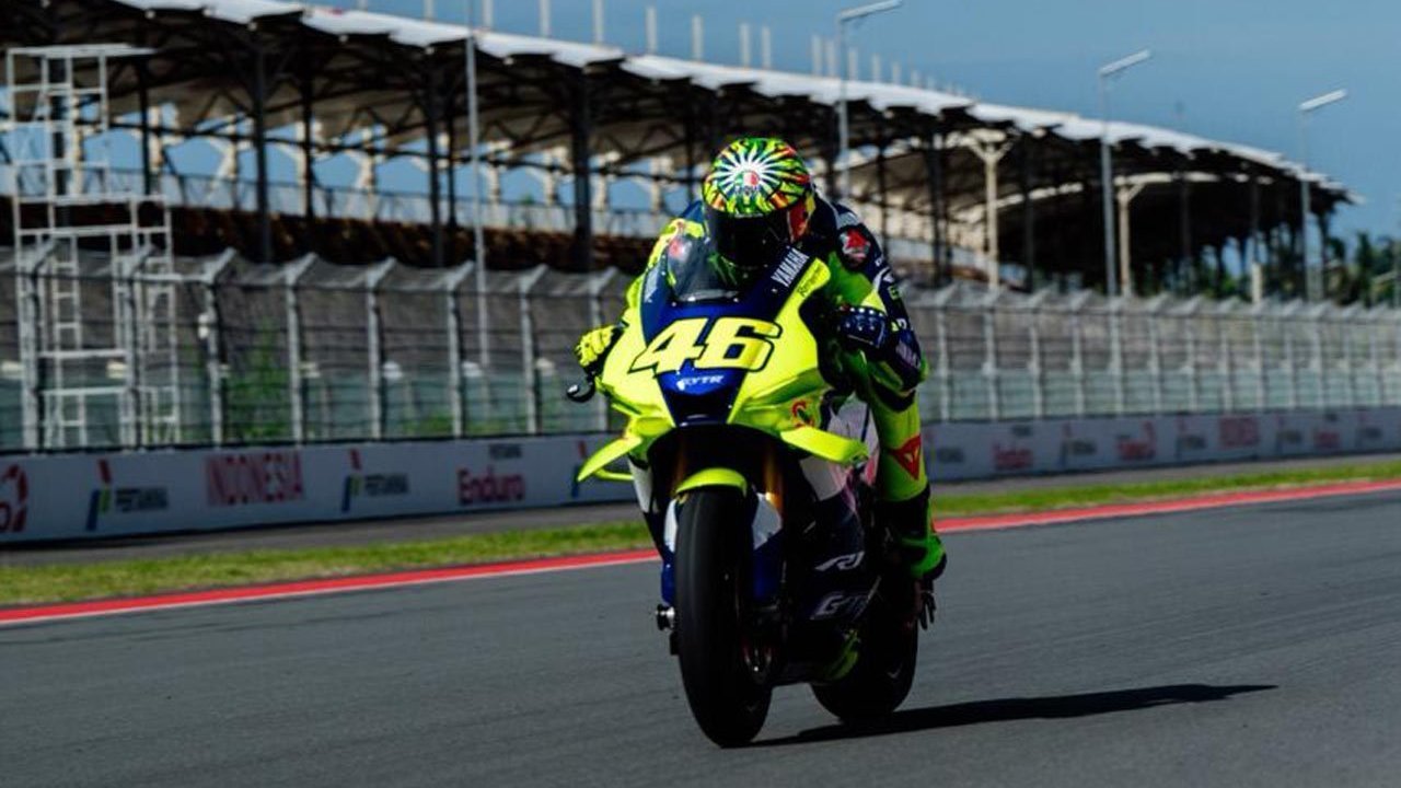 Valentino Rossi Senang Latihan Bareng VR46 Academy di Mandalika, Sebut Dukungan Penting dari Pertamina