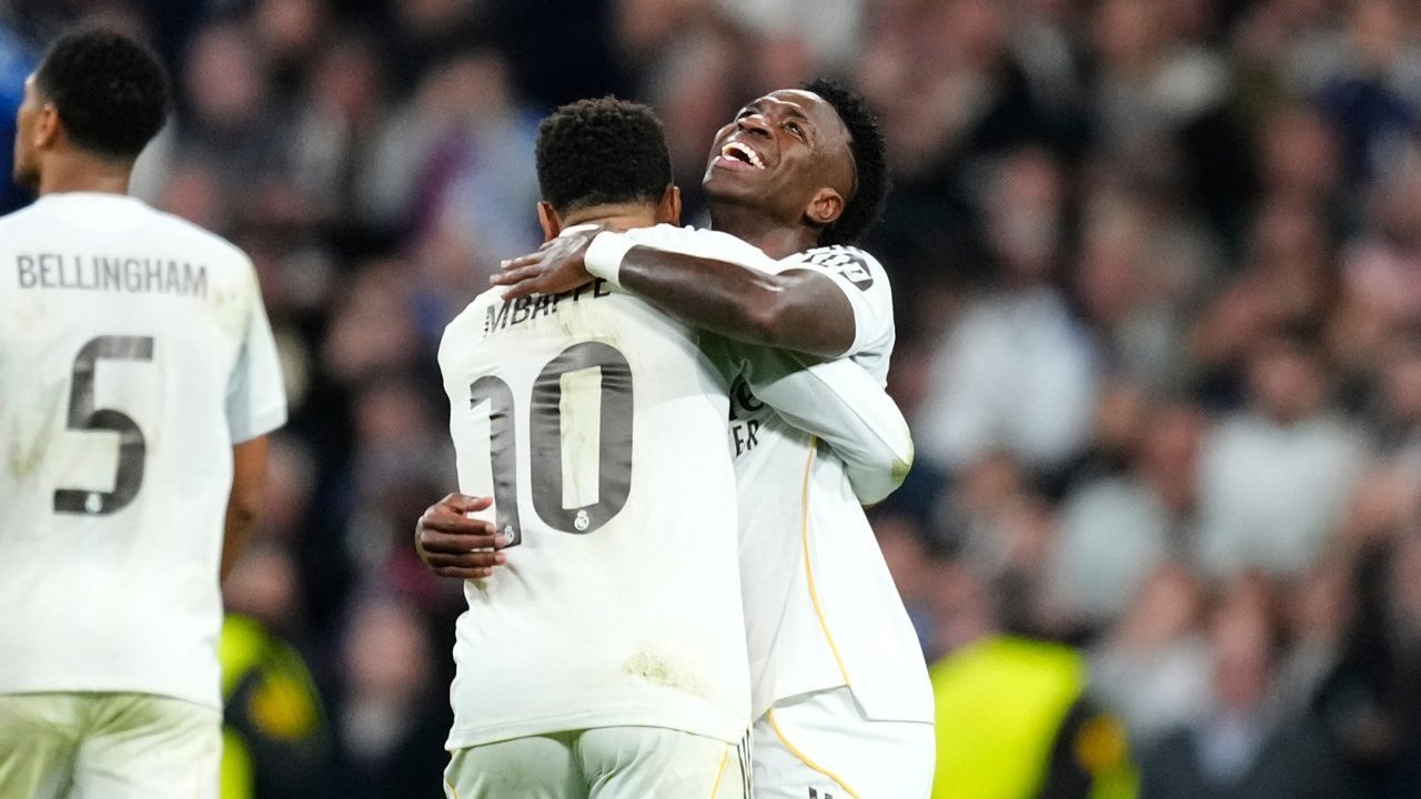 Kebangkitan Vinicius Junior di Real Madrid: Dari Cemoohan Bernabeu hingga Jadi Bintang Kemenangan Kebangkitan Vinicius Junior di Real Madrid: Dari Cemoohan Bernabeu hingga Jadi Bintang Kemenangan