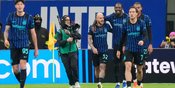 Arsenal Tikung Manchester United untuk Bek Tangguh Inter Milan Ini?