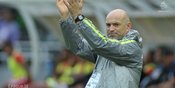 Bernardo Tavares Bongkar Rahasia Persebaya Hancurkan Arema FC dengan Skor 4-0: Babak Pertama Sulit, Terlalu Panas Bernardo Tavares Bongkar Rahasia Persebaya Hancurkan Arema FC dengan Skor 4-0: Babak Pertama Sulit, Terlalu Panas