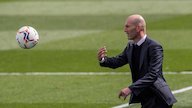 Zinedine Zidane Capai Kesepakatan Lisan untuk Latih Timnas Prancis Zinedine Zidane Capai Kesepakatan Lisan untuk Latih Timnas Prancis