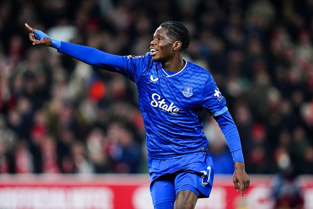 Misi Bangkit Tuan Rumah Everton