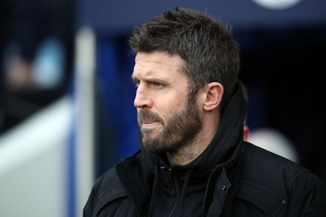 Dukungan untuk Carrick Dukungan untuk Carrick