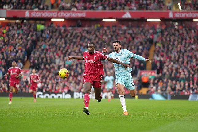Burnley Semakin Terbenam Burnley Semakin Terbenam