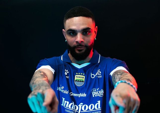 Kurzawa Masuk Skuad dan Siap Debut Kurzawa Masuk Skuad dan Siap Debut