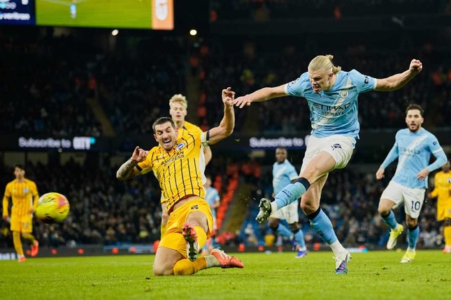 Man City Terhambat Kesalahan dan Cedera