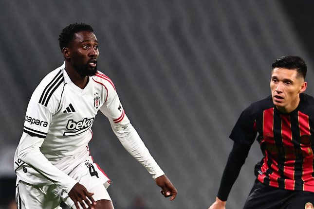 Ndidi Ditawarkan ke MU Ndidi Ditawarkan ke MU