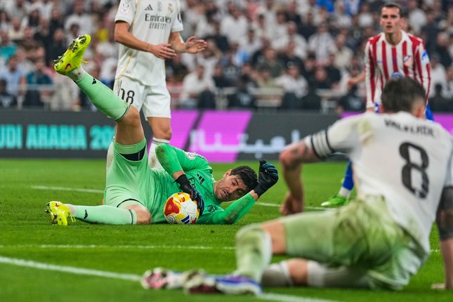 Arbeloa Sebut Courtois Kiper Terbaik dalam Sejarah Madrid