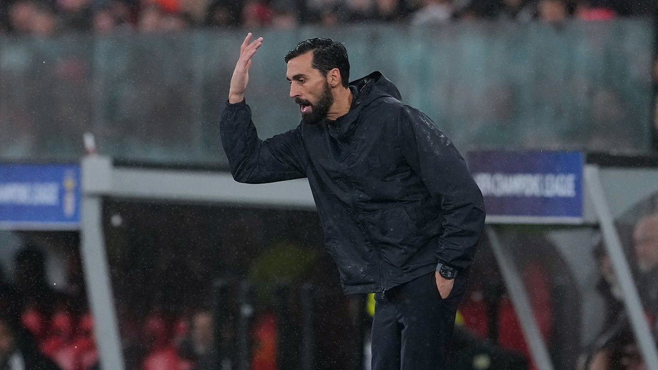 Alvaro Arbeloa Enggan Bahas Isu Jose Mourinho, Fokus Antar Real Madrid Singkirkan Benfica Alvaro Arbeloa Enggan Bahas Isu Jose Mourinho, Fokus Antar Real Madrid Singkirkan Benfica