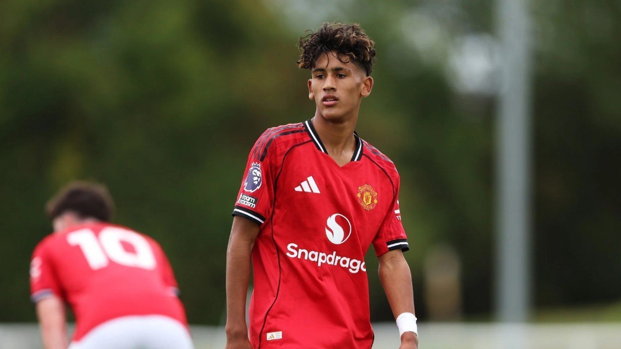 4 Wonderkid Manchester United Bersinar di FA Youth Cup 2025/2026: Dari Kai Rooney hingga JJ Gabriel