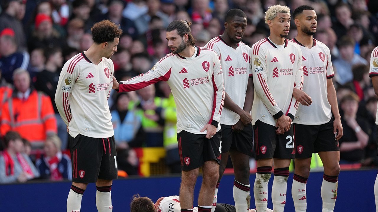 Gol Dramatis Menit 90+7! 5 Pelajaran Penting dari Nottingham Forest vs Liverpool yang Bisa Ubah Peta Liga Champions Gol Dramatis Menit 90+7! 5 Pelajaran Penting dari Nottingham Forest vs Liverpool yang Bisa Ubah Peta Liga Champions