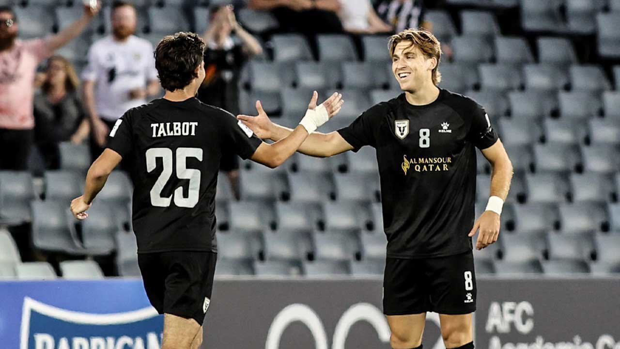 Benarkah Luke Vickery Tengah Dinaturalisasi Timnas Indonesia? Benarkah Luke Vickery Tengah Dinaturalisasi Timnas Indonesia?