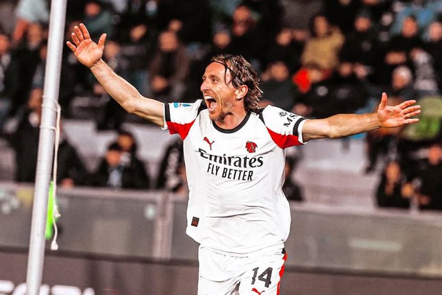 Ruben Amorim Berperan Meyakinkan Modric Bertahan Ruben Amorim Berperan Meyakinkan Modric Bertahan