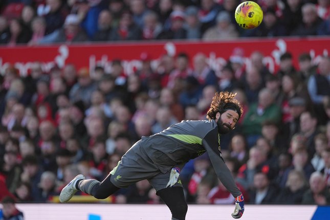 Liverpool Ingin Alisson Bertahan Liverpool Ingin Alisson Bertahan
