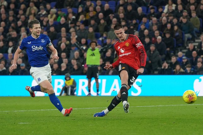 Lebih Efektif Dibanding Rasmus Hojlund