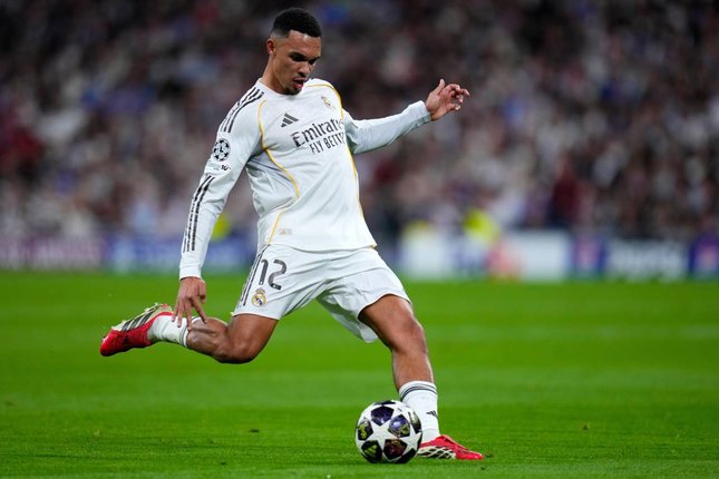 Tuchel Jelaskan Percakapan Langsung dengan Alexander-Arnold