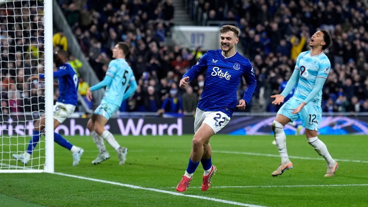 Sindiran Pedas Kiernan Dewsbury-Hall untuk Chelsea: Saya Seharusnya Jadi Bintang di Stamford Bridge!
