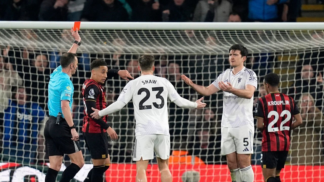 Hasil Bournemouth vs Man United: Harry Maguire Dikartu Merah, MU Batal Menang