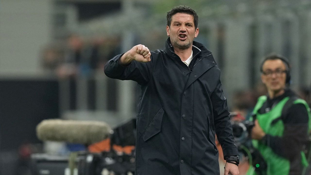 Ditahan Como, Cristian Chivu Beber Alasan Lakukan Perubahan Taktik Ditahan Como, Cristian Chivu Beber Alasan Lakukan Perubahan Taktik