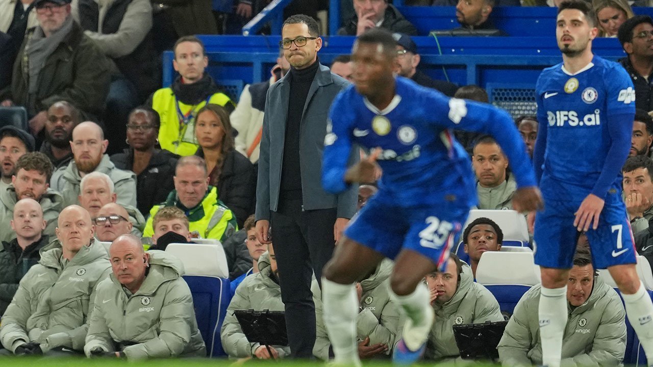 Chelsea di Era Rosenior: Antara Progres Nyata dan Jalan di Tempat Chelsea di Era Rosenior: Antara Progres Nyata dan Jalan di Tempat