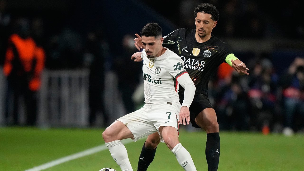 Manchester City Mulai Kontak Pedro Neto, Enzo Maresca Berpeluang Reuni dengan Mantan Anak Asuhnya Manchester City Mulai Kontak Pedro Neto, Enzo Maresca Berpeluang Reuni dengan Mantan Anak Asuhnya