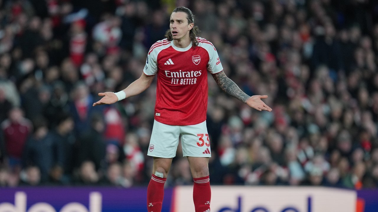 Riccardo Calafiori Blak-blakan: Tolak Juventus, Pilih Arsenal, Kini Justru Rindu Italia!