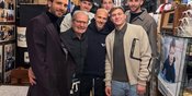 Manuel Locatelli Dirujak Fans Juventus Usai 'Nongkrong' Bareng Pemain Inter Milan Manuel Locatelli Dirujak Fans Juventus Usai 'Nongkrong' Bareng Pemain Inter Milan