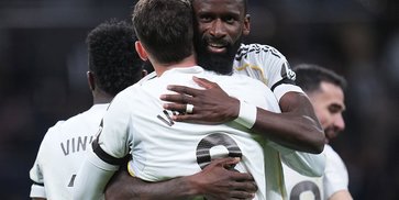 Resmi! Antonio Rudiger Perpanjang Kontrak di Real Madrid