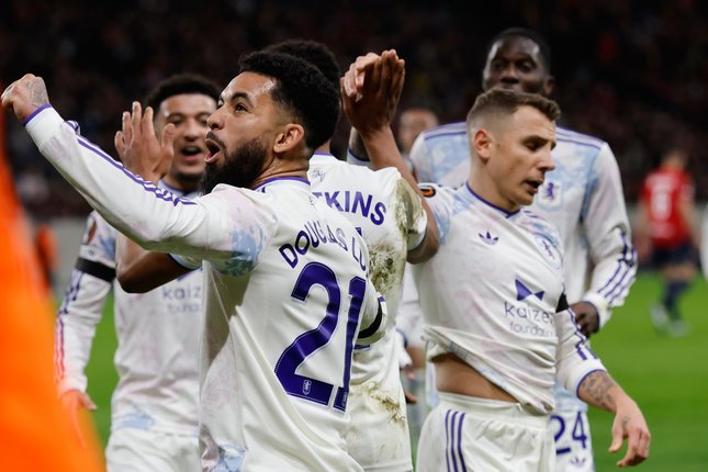 Aston Villa - 5 Trofi Juara Aston Villa - 5 Trofi Juara