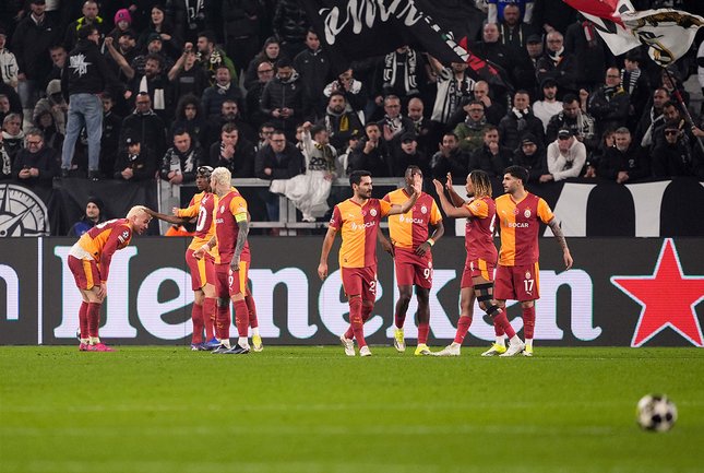 Susunan Pemain Galatasaray vs Liverpool Susunan Pemain Galatasaray vs Liverpool