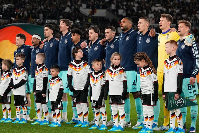 Pemain Jerman Tanggung Biaya Perjalanan Fans Pemain Jerman Tanggung Biaya Perjalanan Fans