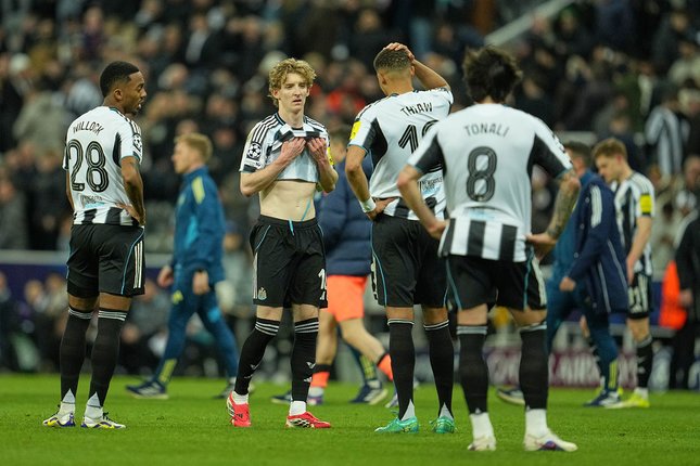 Newcastle Hampir Amankan Kemenangan Newcastle Hampir Amankan Kemenangan