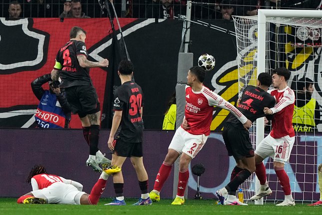 Leverkusen Unggul Lewat Sundulan Andrich Leverkusen Unggul Lewat Sundulan Andrich