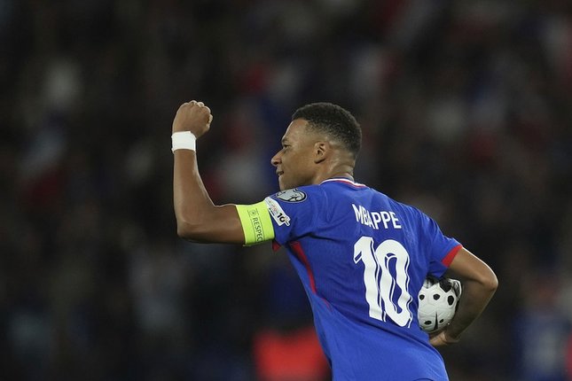 Mbappe Ingin Deschamps Pergi dengan Gelar Juara Mbappe Ingin Deschamps Pergi dengan Gelar Juara