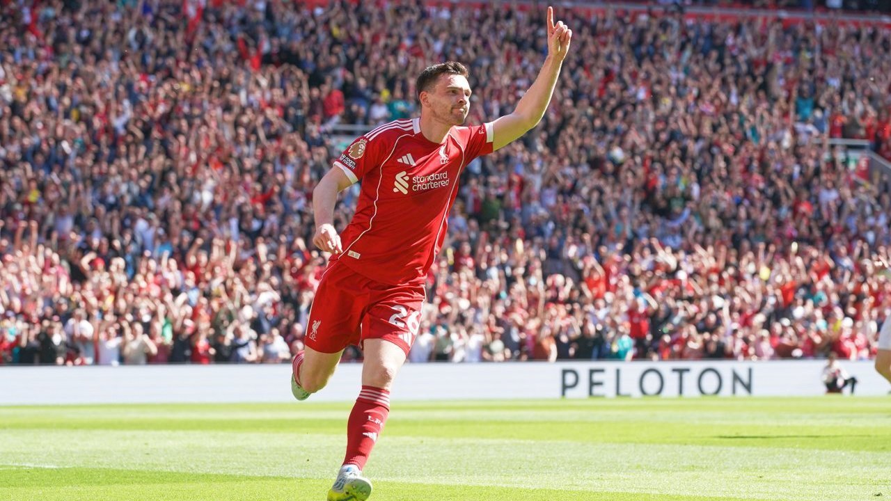 Dilema Andy Robertson Usai Tinggalkan Liverpool: Tetap di Inggris atau Merantau ke Italia? Dilema Andy Robertson Usai Tinggalkan Liverpool: Tetap di Inggris atau Merantau ke Italia?