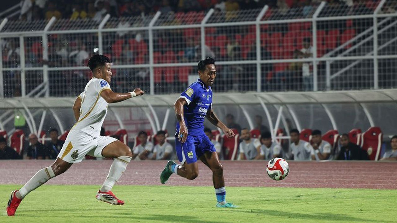 Klasemen Pekan ke-30 BRI Super League: Comeback Gila Persib untuk Rebut Puncak, Persis Terjerembab ke Zona Merah Klasemen Pekan ke-30 BRI Super League: Comeback Gila Persib untuk Rebut Puncak, Persis Terjerembab ke Zona Merah
