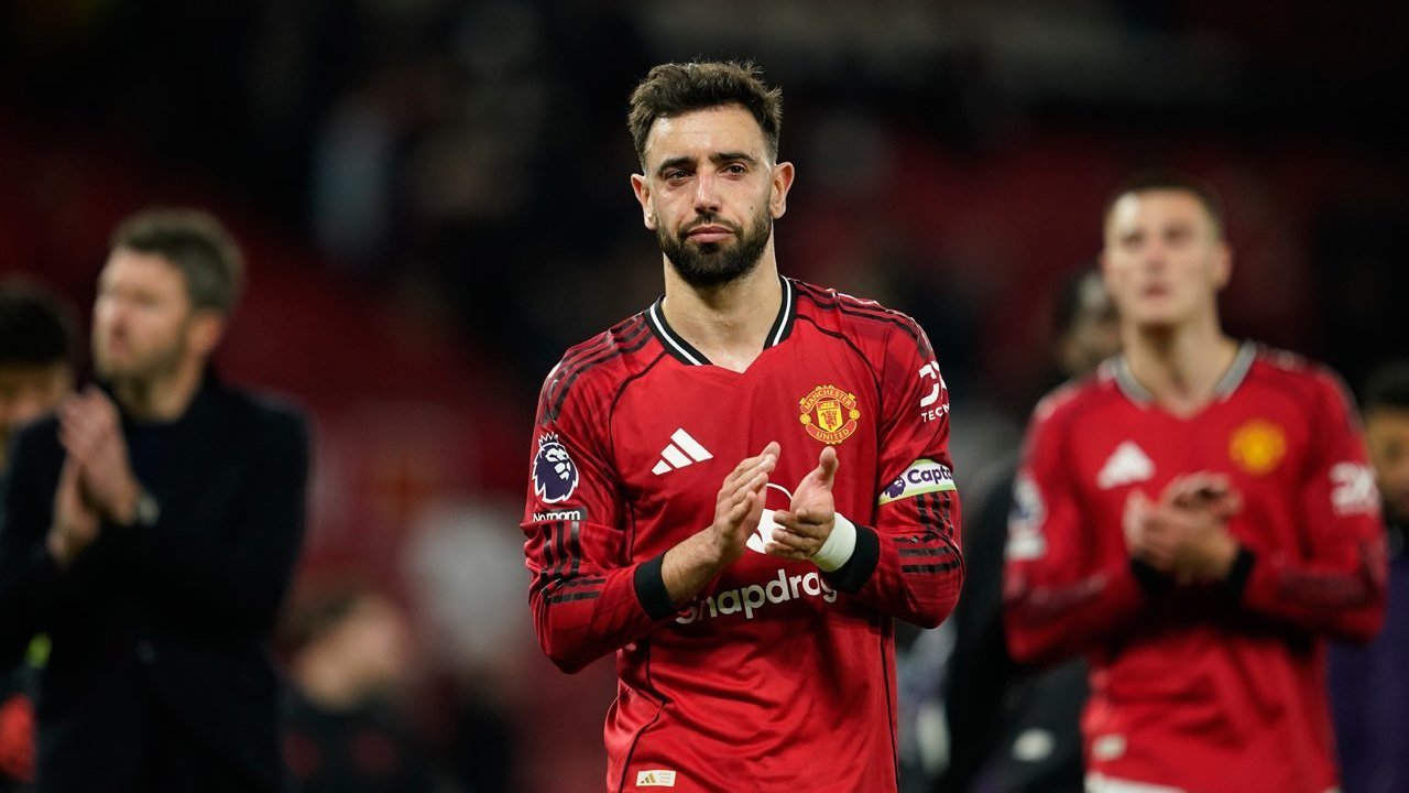 Kalau Gak Main di MU, Bruno Fernandes Sudah Jadi Pemenang Ballon d'Or!