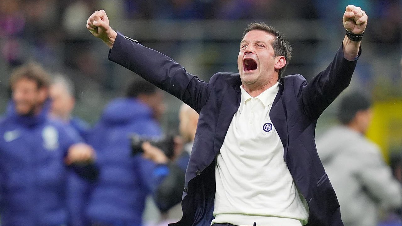 Torino vs Inter 2-2, Cristian Chivu Ogah Komentari Skandal Wasit: Saya Dibayar untuk Melatih! Torino vs Inter 2-2, Cristian Chivu Ogah Komentari Skandal Wasit: Saya Dibayar untuk Melatih!