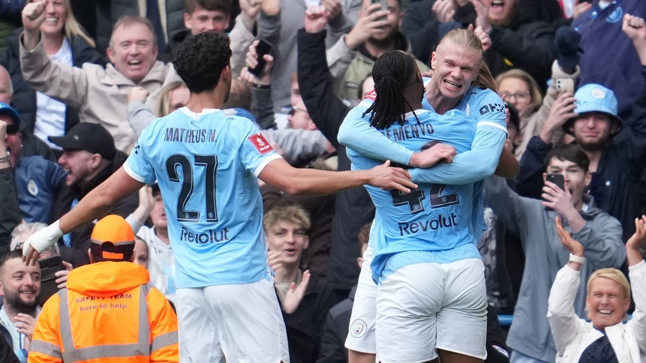 5 Pelajaran Man City vs Liverpool: Haaland Menggila, Salah Melempem! 5 Pelajaran Man City vs Liverpool: Haaland Menggila, Salah Melempem!
