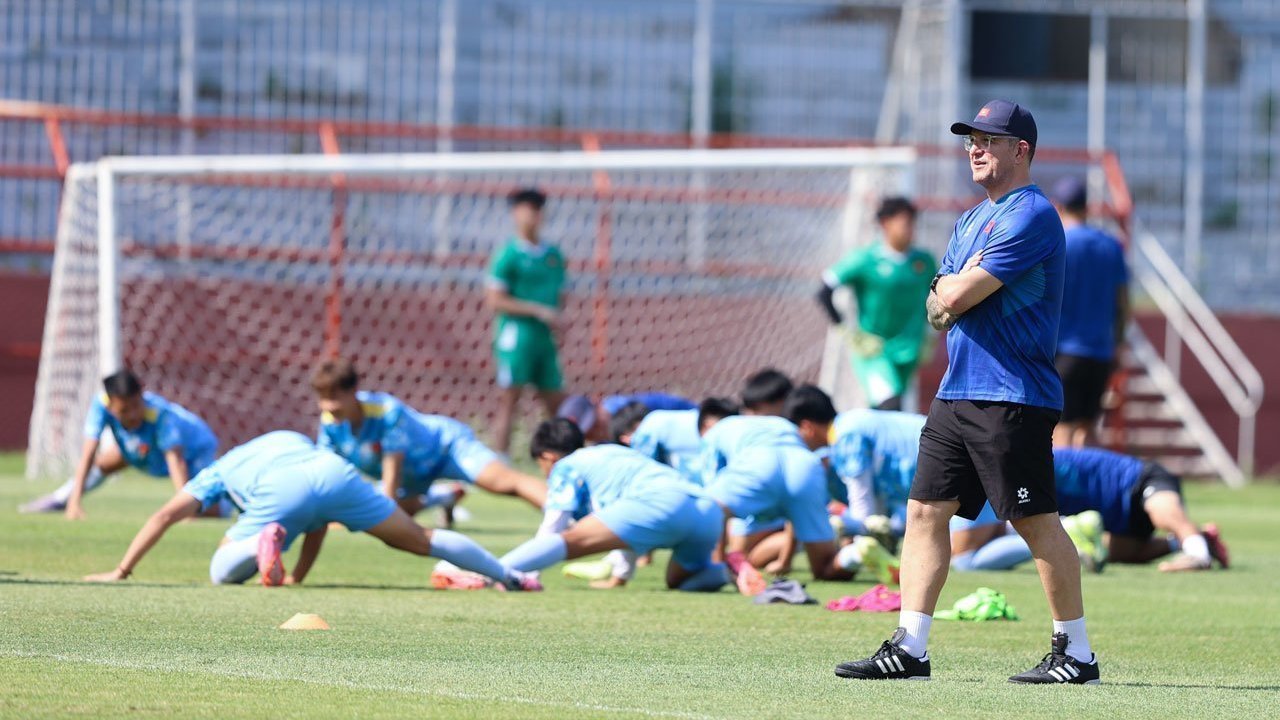 Butuh 1 Poin untuk Lolos Semifinal Piala AFF U-17 2026, Pelatih Vietnam Waspadai Timnas Indonesia U-17: Tim yang Sangat Baik Butuh 1 Poin untuk Lolos Semifinal Piala AFF U-17 2026, Pelatih Vietnam Waspadai Timnas Indonesia U-17: Tim yang Sangat Baik