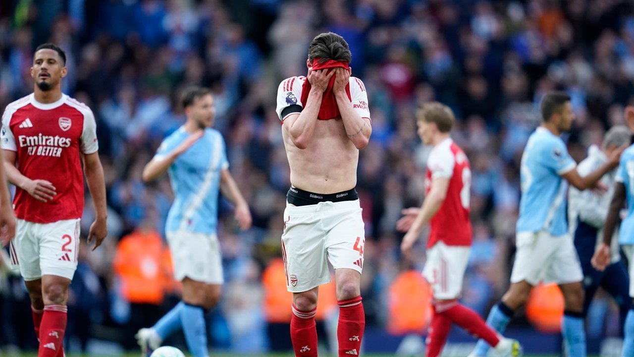 Mental Baja Declan Rice Baja Usai Arsenal Tumbang di Kandang Man City: Persaingan Juara Belum Berakhir! Mental Baja Declan Rice Baja Usai Arsenal Tumbang di Kandang Man City: Persaingan Juara Belum Berakhir!