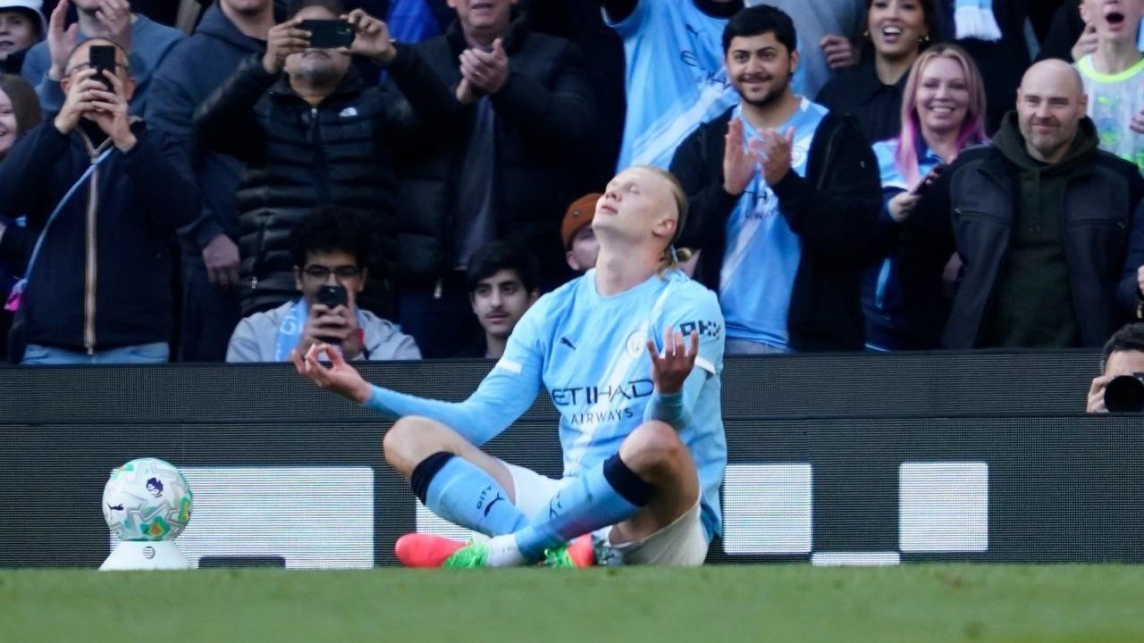 Prediksi Burnley vs Man City 23 April 2026