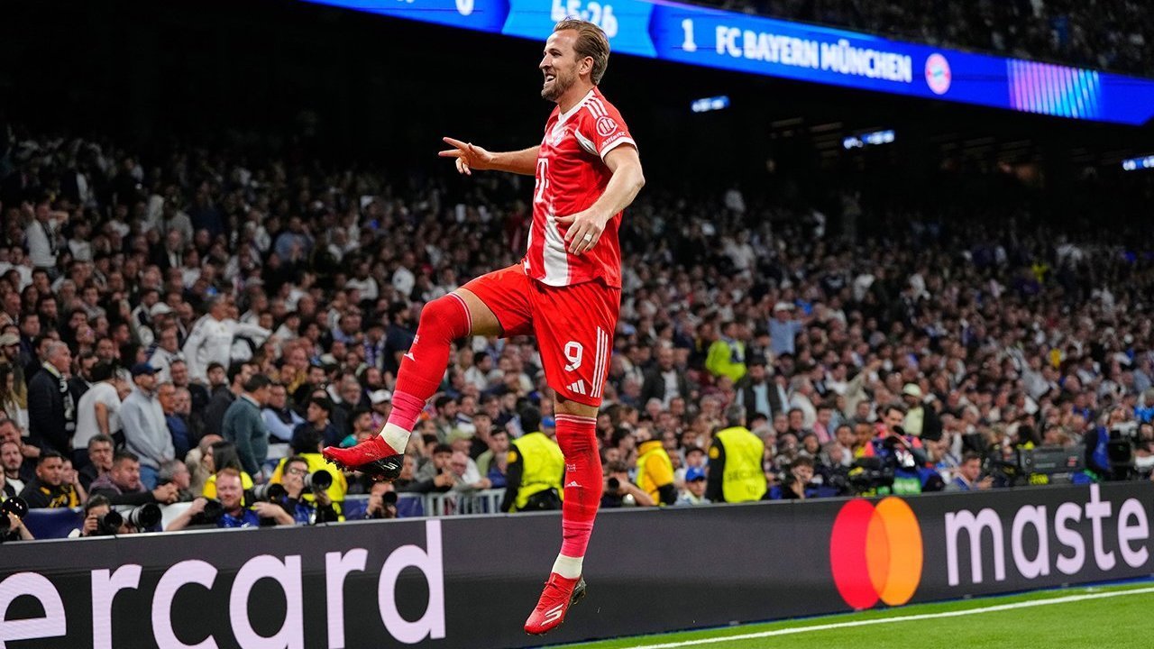 PSG vs Bayern: Statistik Gila Harry Kane yang Wajib Bikin Bek-bek Les Parisiens Ekstra Waspada PSG vs Bayern: Statistik Gila Harry Kane yang Wajib Bikin Bek-bek Les Parisiens Ekstra Waspada