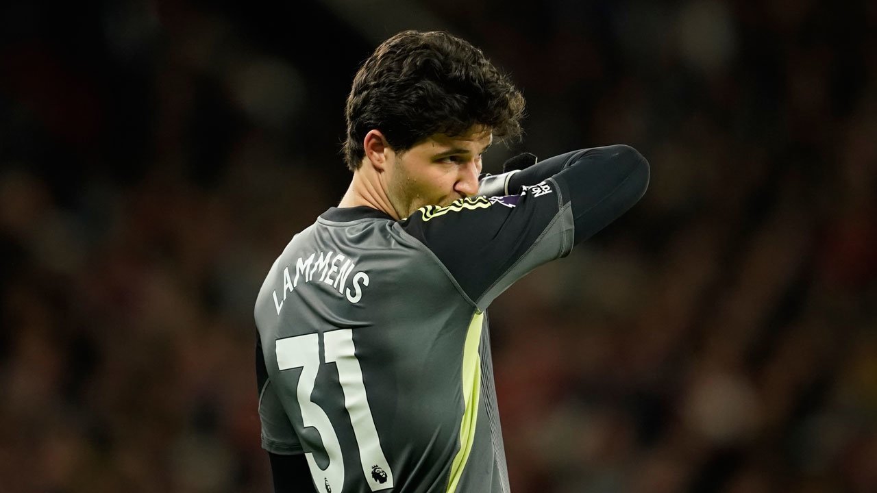 Cemerlang di Musim Debut Bersama MU, Senne Lammens Janji Bakal Lebih Baik di Musim Depan! Cemerlang di Musim Debut Bersama MU, Senne Lammens Janji Bakal Lebih Baik di Musim Depan!