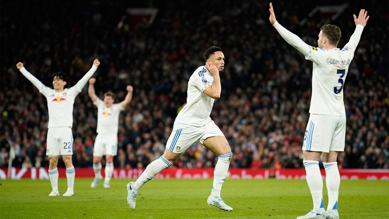 Erling Haaland Ikut Bersukacita atas Kekalahan Man United dari Leeds di Old Trafford Erling Haaland Ikut Bersukacita atas Kekalahan Man United dari Leeds di Old Trafford
