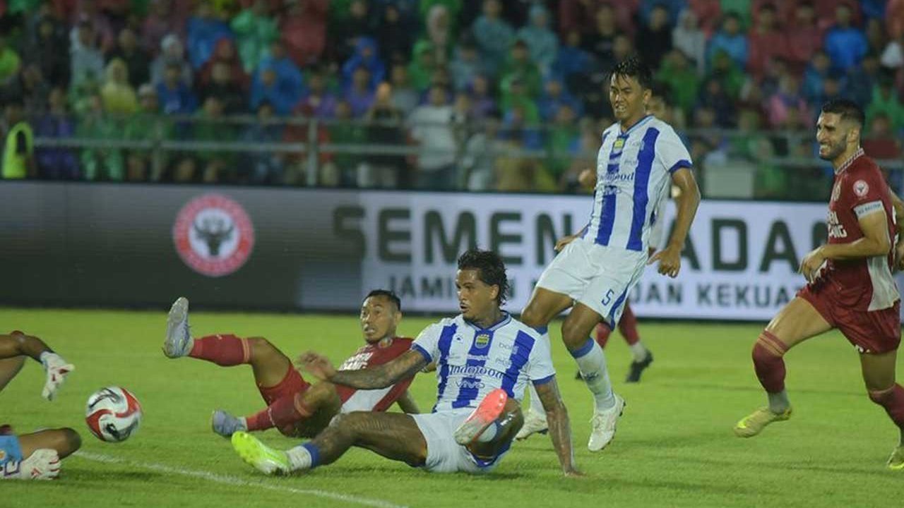 Persib tak Tersentuh Kekalahan di 14 Laga BRI Super League, Umuh Muchtar Justru Beri Peringatan Tegas Persib tak Tersentuh Kekalahan di 14 Laga BRI Super League, Umuh Muchtar Justru Beri Peringatan Tegas
