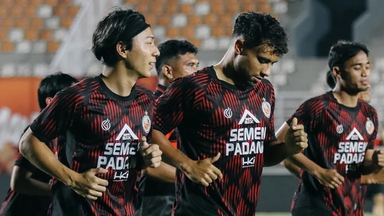 Borneo FC vs Semen Padang: Kabau Sirah Tak Gentar Hadapi Calon Juara BRI Super League!